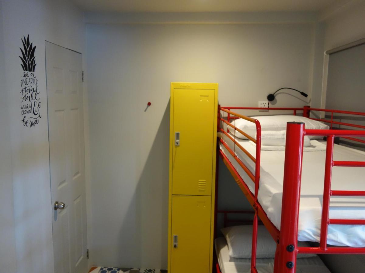 Way Shack Hostel Oslob Exteriör bild